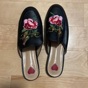 Designer inspired rose embroidered mules